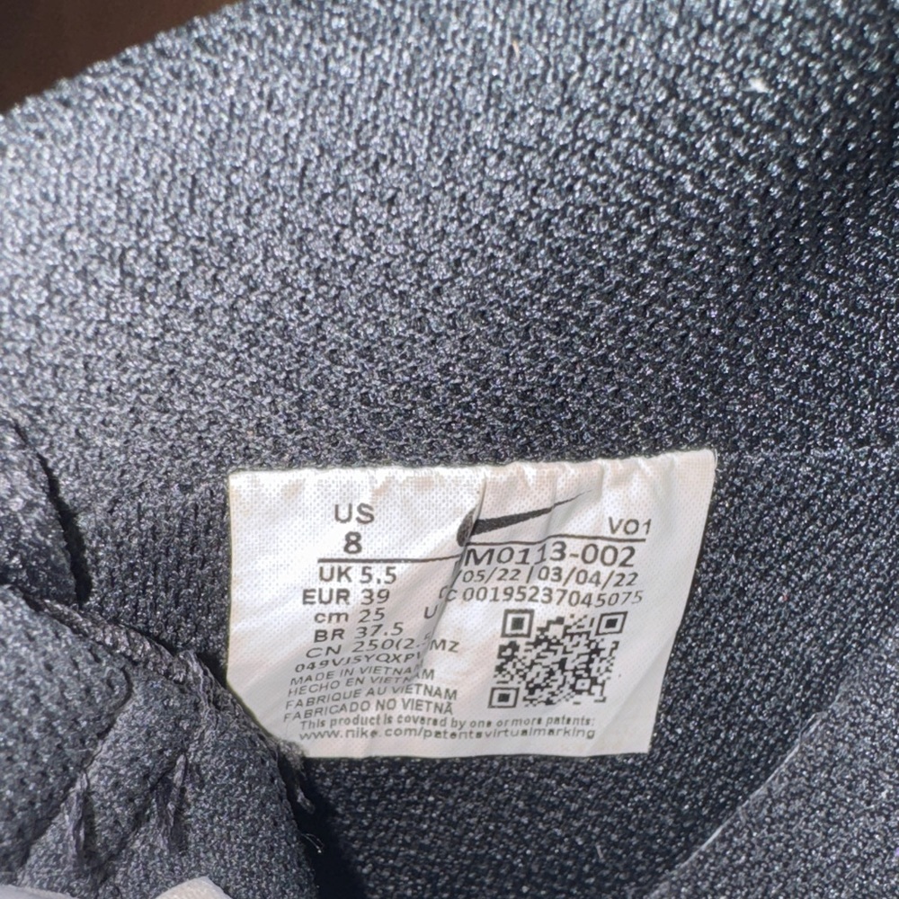 Nike Black and White Platform Sneakers - Picture 7 of 7